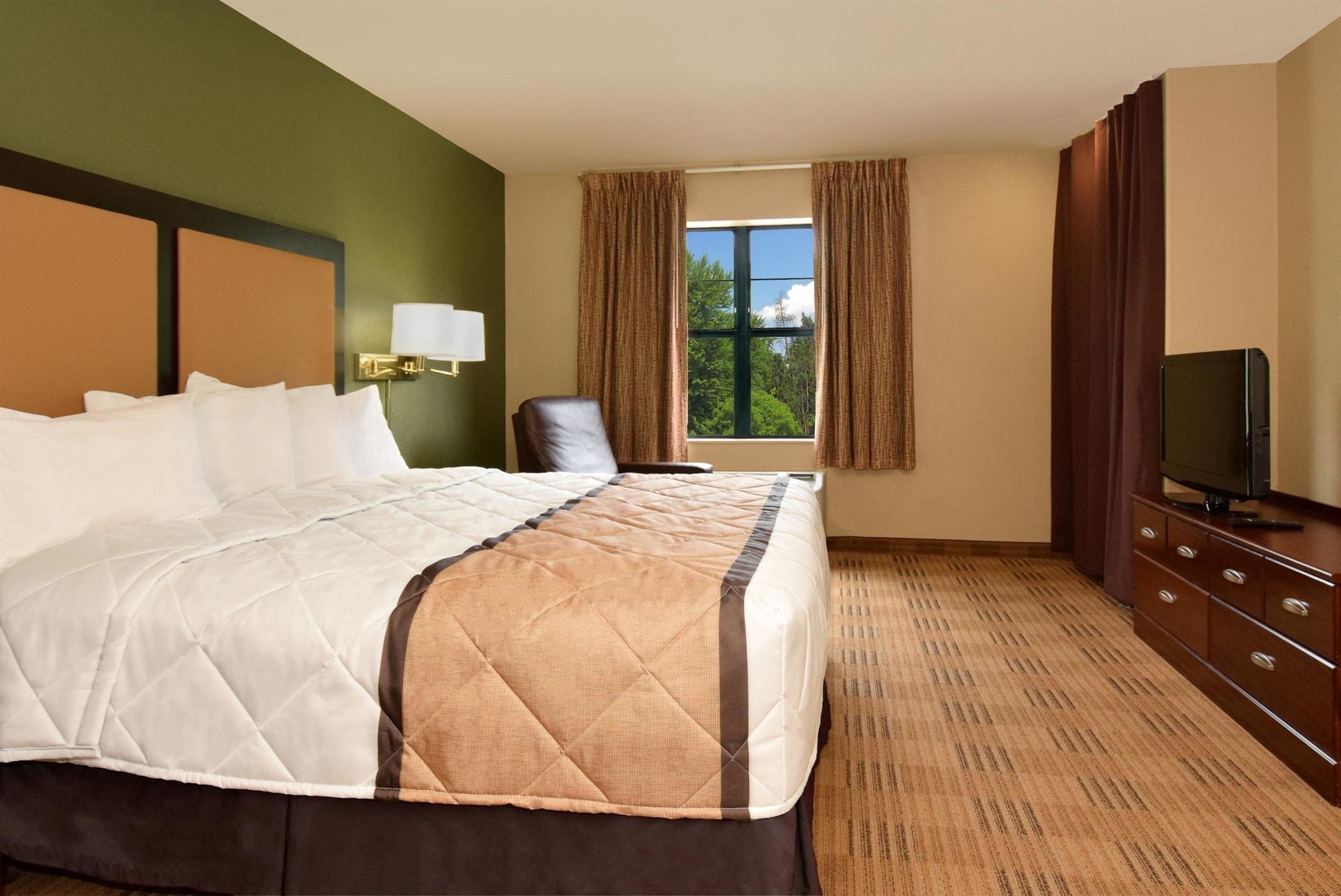 Extended Stay America Suites - Long Island - Melville Exteriör bild
