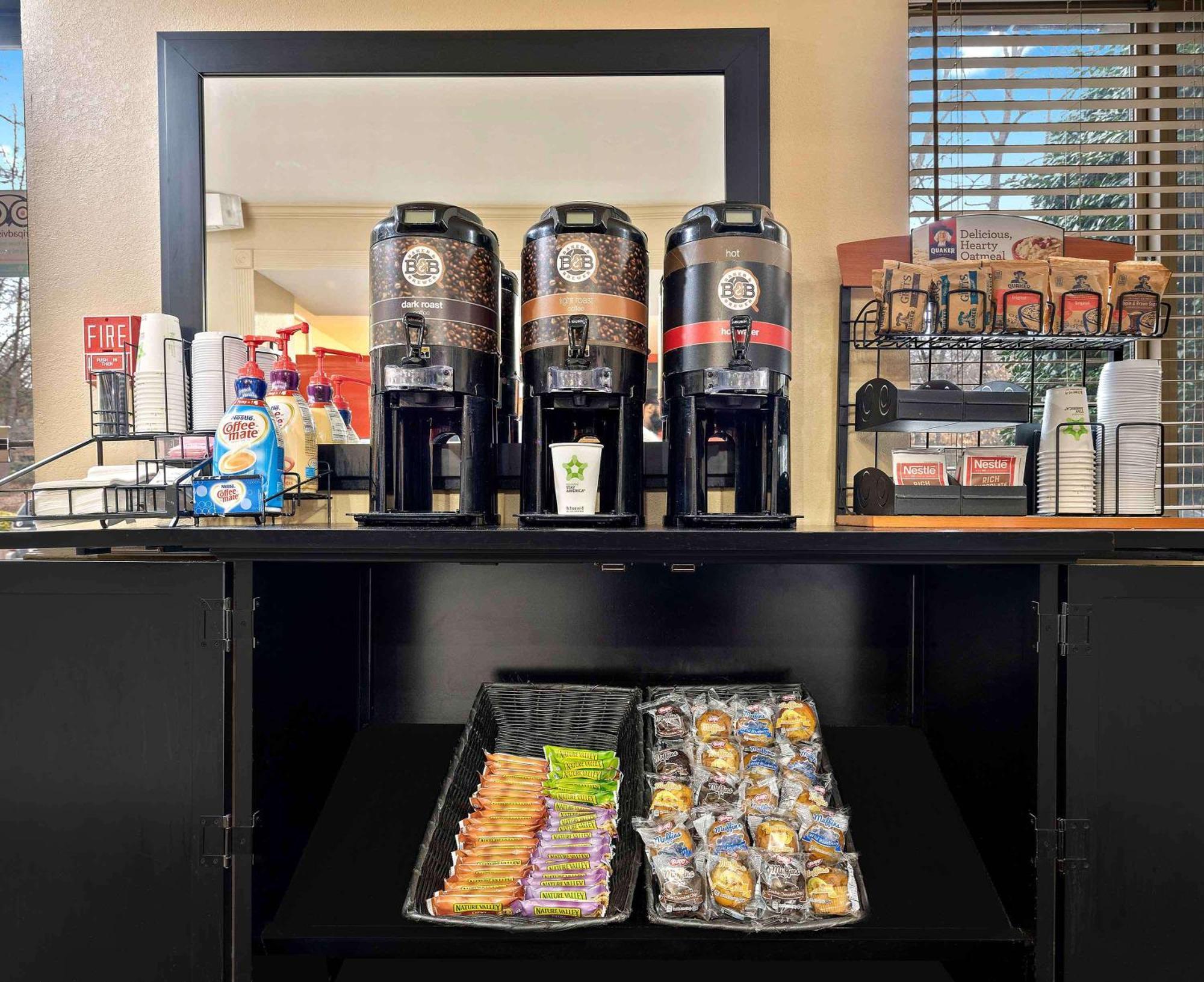 Extended Stay America Suites - Long Island - Melville Exteriör bild
