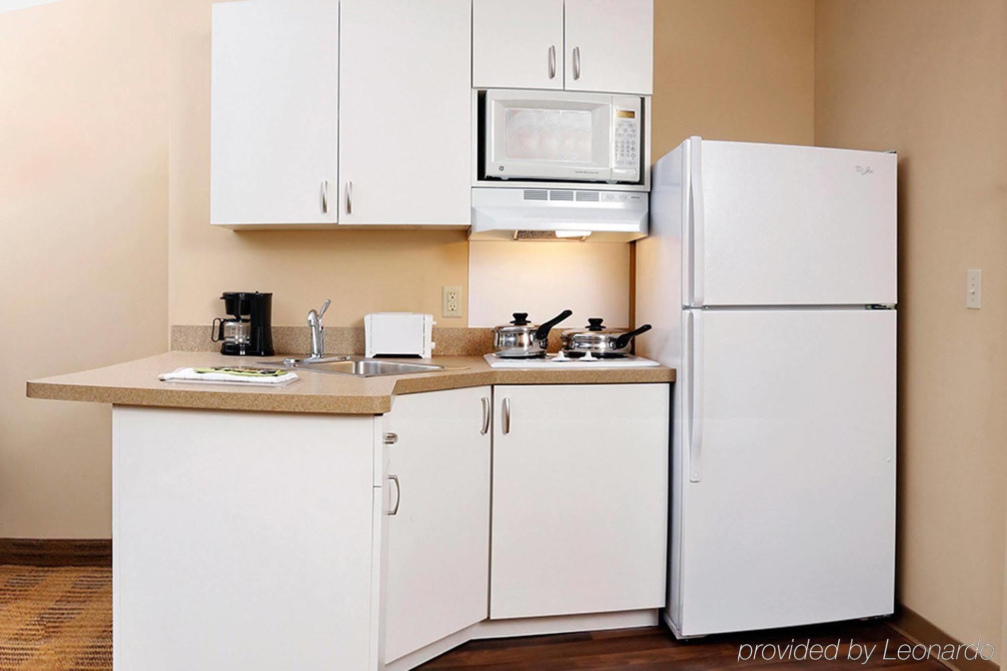 Extended Stay America Suites - Long Island - Melville Exteriör bild