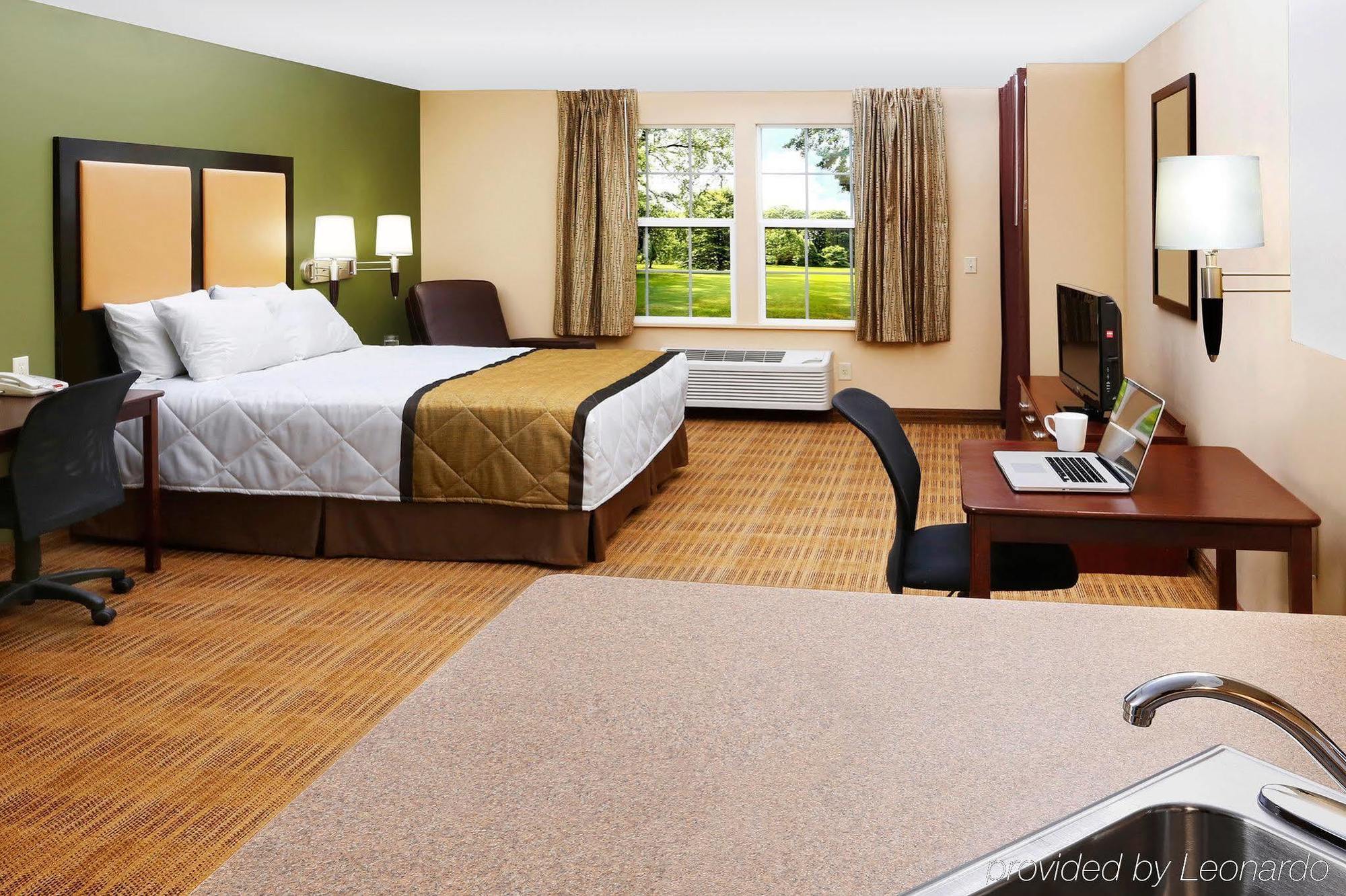 Extended Stay America Suites - Long Island - Melville Exteriör bild
