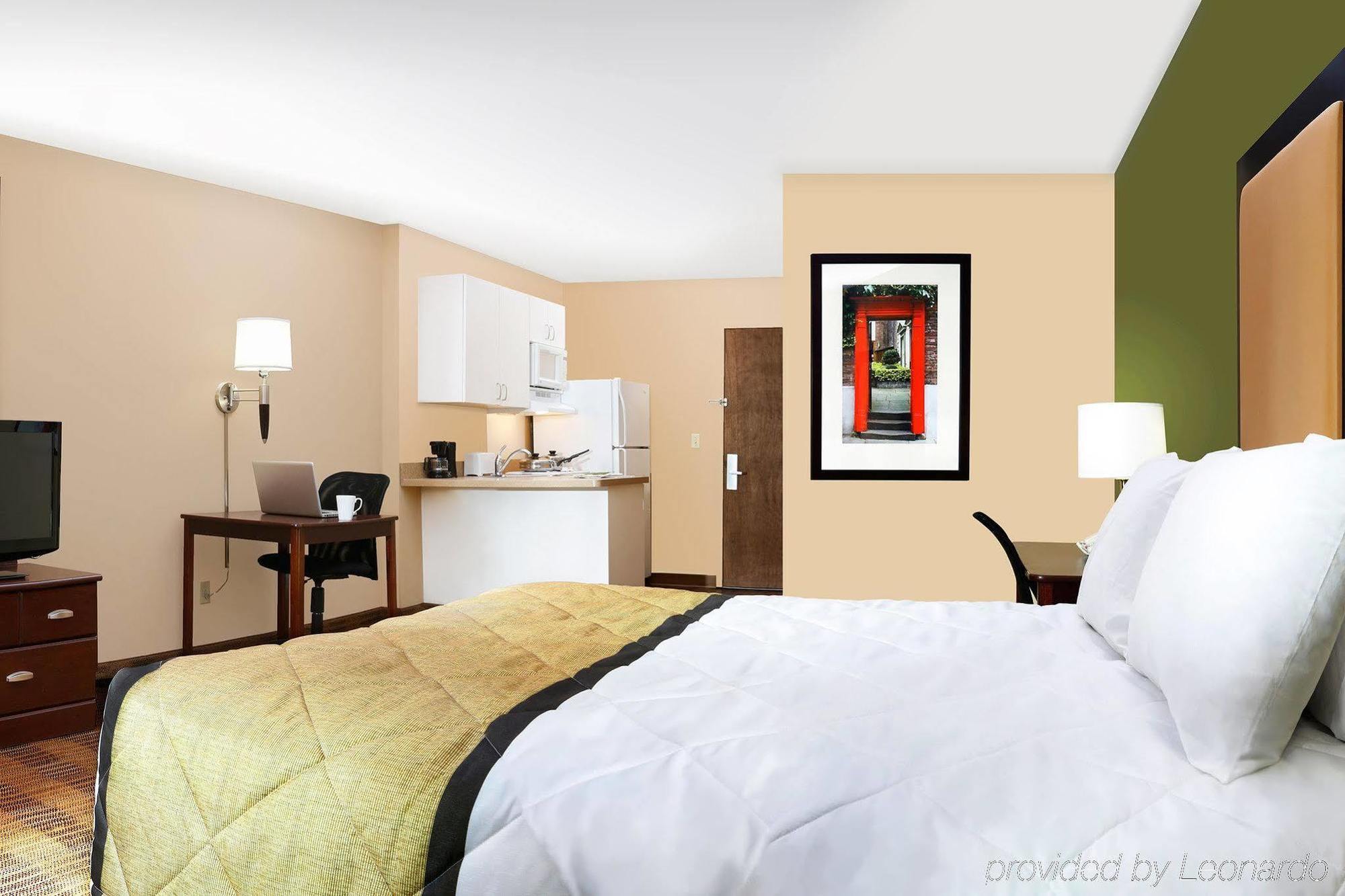 Extended Stay America Suites - Long Island - Melville Exteriör bild